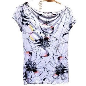 Floral T-shirt Size M Artsy Boho Cowl Neck